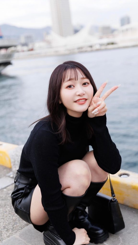 静河プロフィール画像2